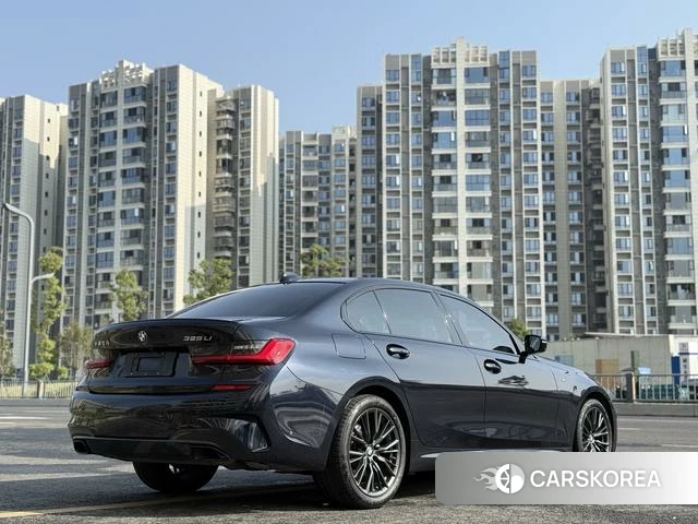 BMW 3 series 2021 Черный из Китая, фото 3