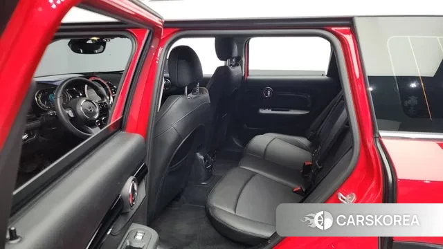 Mini Cooper Clubman 2022 Красный из Кореи, фото 3