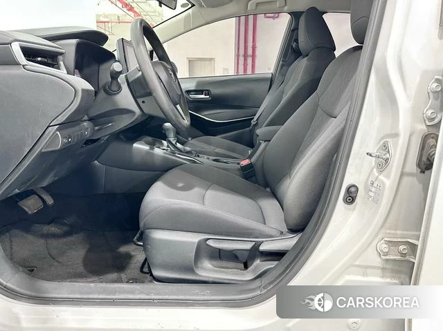 Toyota Corolla 2023 Белый из Китая, фото 3