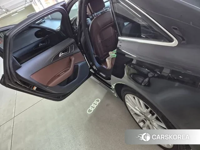 Audi New A6 2018 Черный из Кореи, фото 3