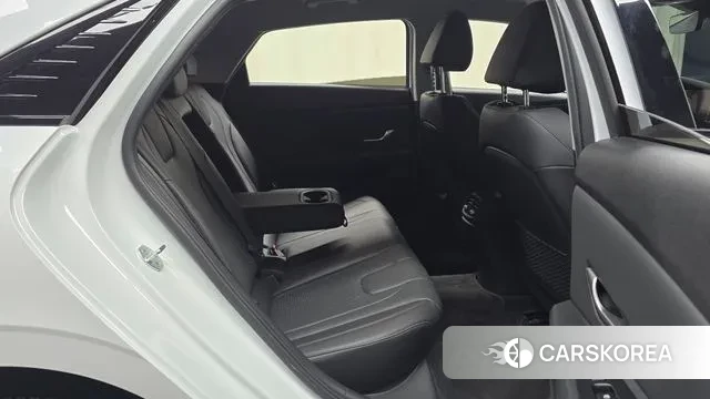 Hyundai Avante (CN7) 2022 Белый из Кореи, фото 3