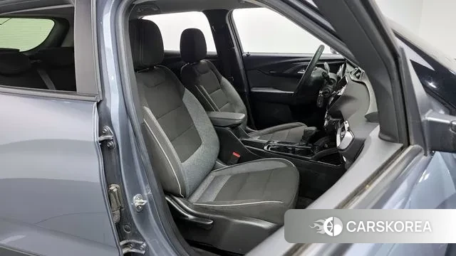 Chevrolet (GM Daewoo) Trailblazer 2022 Серый из Кореи, фото 3