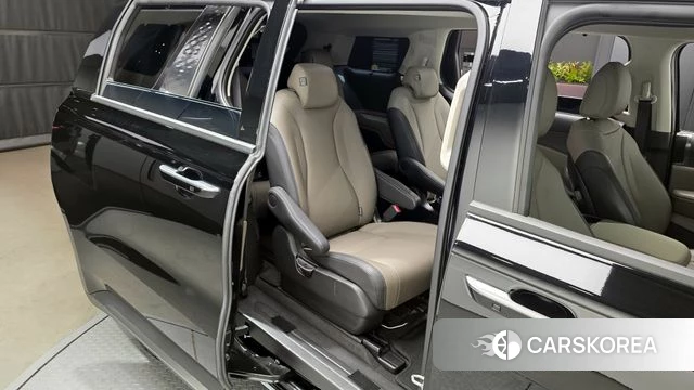 Kia The New Carnival 4th Generation 2024 Черный из Кореи, фото 3