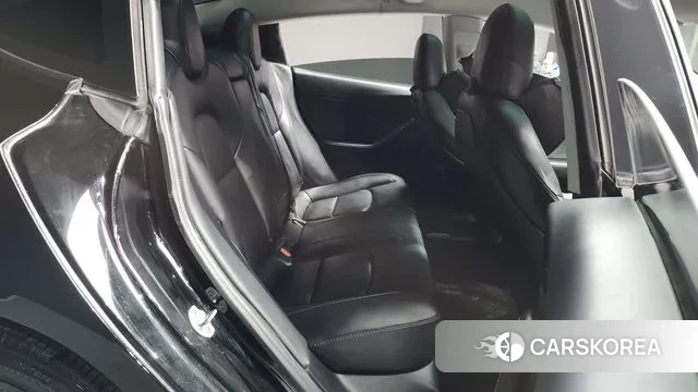 Tesla Model 3 2021 Черный из Кореи, фото 3