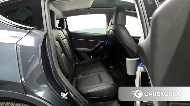 Tesla Model Y 2025 Серый из Кореи, фото 3