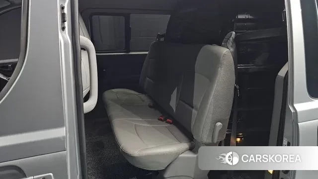 Hyundai The New Grand Starex 2020 Серебристо-серый из Кореи, фото 3