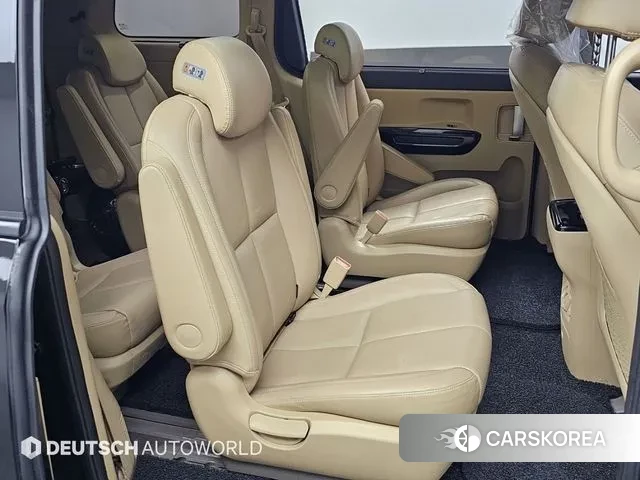 Kia The New Carnival 2019 Черный из Кореи, фото 3