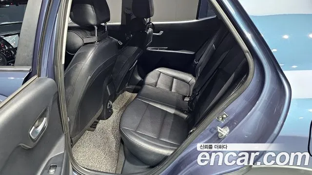 Kia Stonic 2018 Синий из Кореи, фото 3