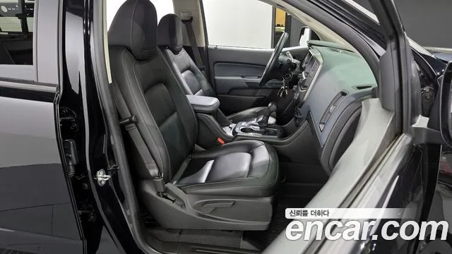 Chevrolet (GM Daewoo) Real New Colorado 2021 Черный из Кореи, фото 3