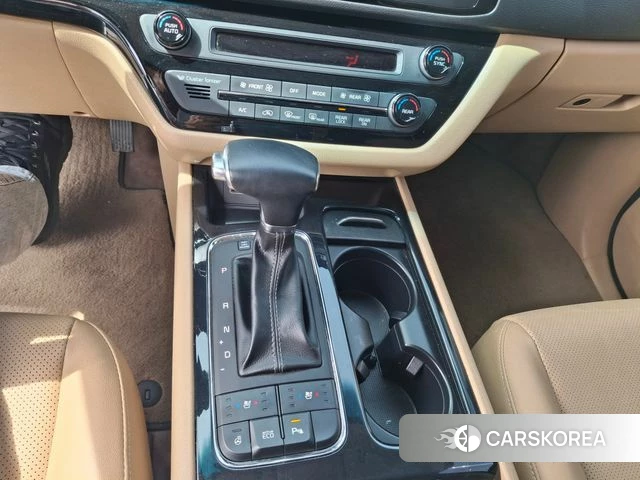 Kia The New Carnival 2018 Жемчужный цвет из Кореи, фото 3