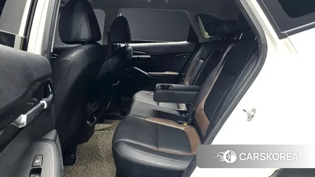 Kia Seltos 2022 Белый из Кореи, фото 3