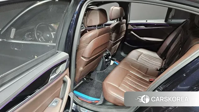 BMW 5 Series (G30) 2022 Черный из Кореи, фото 3