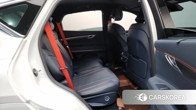 Genesis GV80 Coupe 2023 Белый из Кореи, фото 3