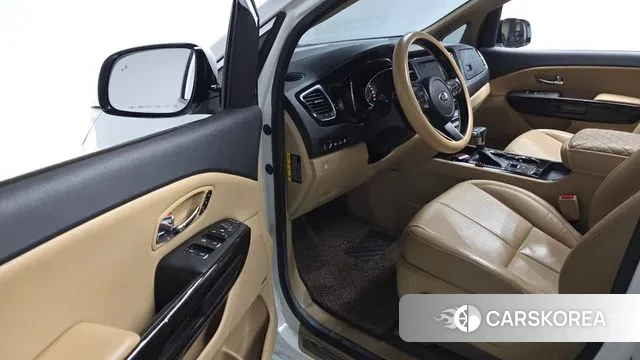 Kia The New Carnival 2019 Белый из Кореи, фото 3