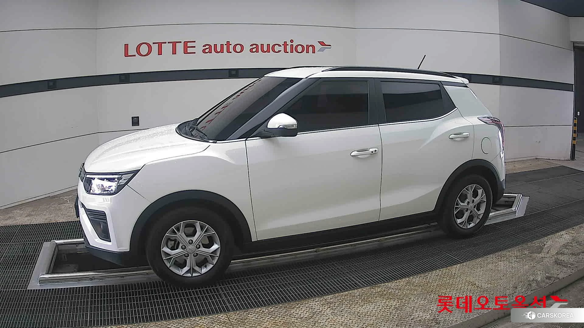 SsangYong Tivoli 2021 Grand White из Кореи, фото 3