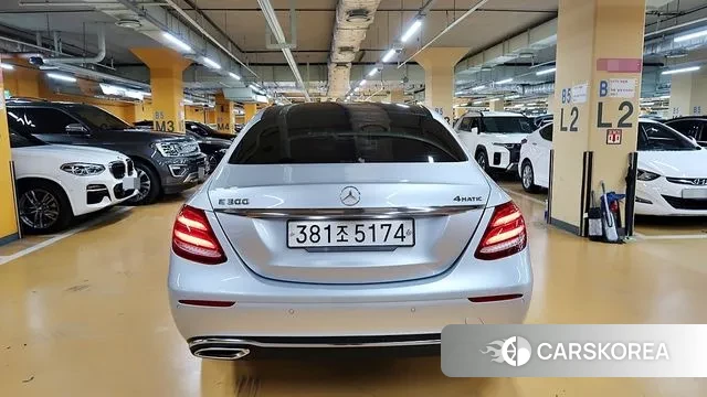 Mercedes-Benz E-Class W213 2019 Серебряный из Кореи, фото 3