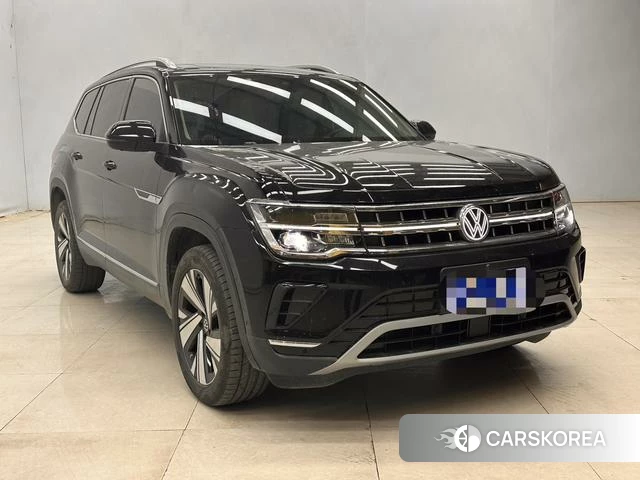Volkswagen Tourang 2025 Черный из Китая, фото 3