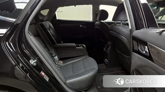 Kia K7 Premier Hybrid 2021 Черный из Кореи, фото 3