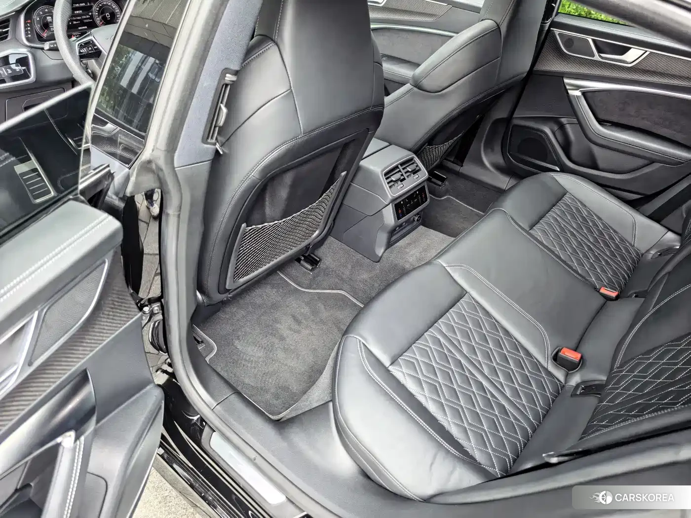 Audi A7 2024 Черный из Китая, фото 3