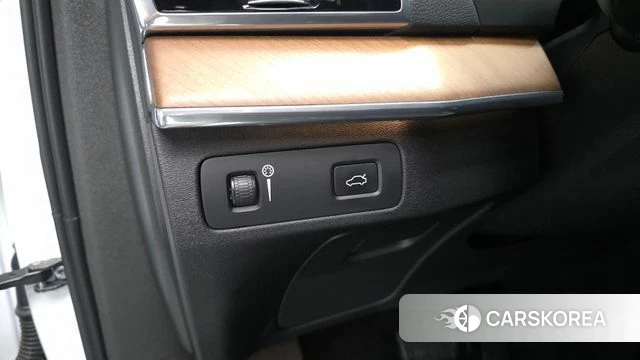 Volvo XC90 second Generation 2019 Белый из Кореи, фото 3