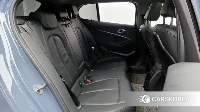 BMW 1 Series (F40) 2021 Серый из Кореи, фото 3