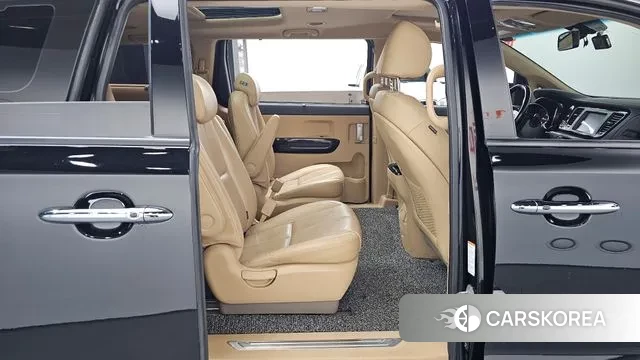 Kia The New Carnival 2018 Черный из Кореи, фото 3