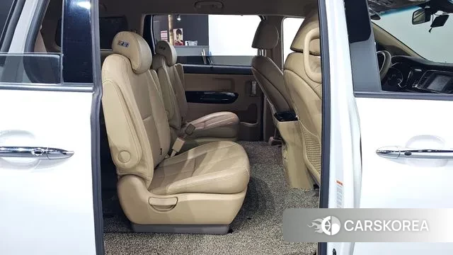 Kia The New Carnival 2018 Белый из Кореи, фото 3