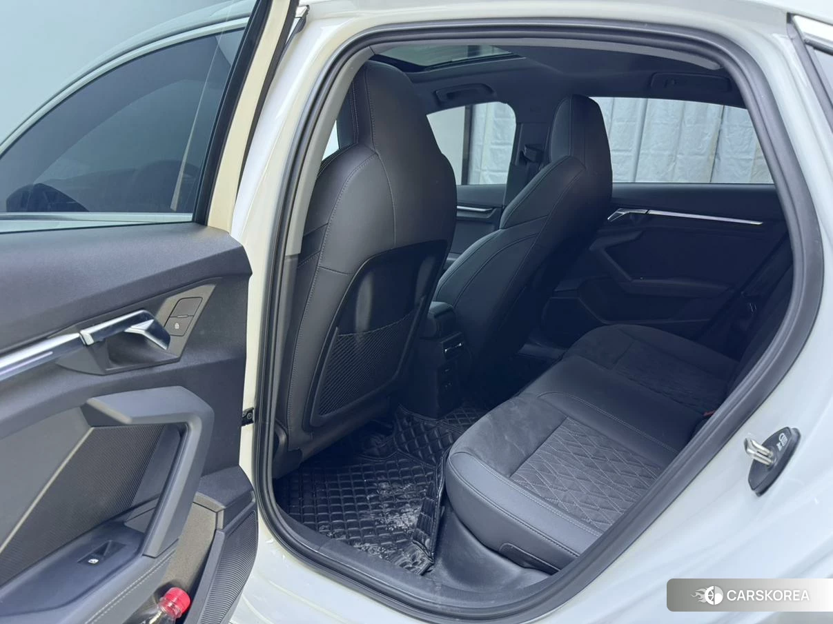 Audi A3 2023 Белый из Китая, фото 3