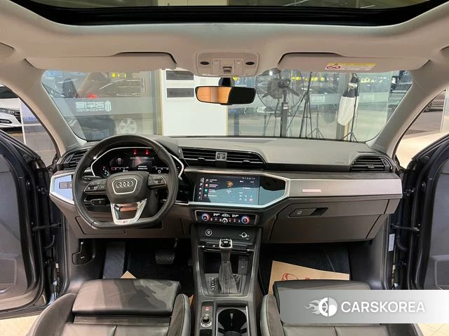 Audi Q3 Sportback 2022 Темно-серый из Китая, фото 3