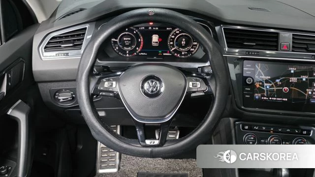 Volkswagen Tiguan second Generation 2018 Черный из Кореи, фото 3