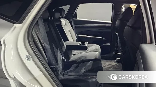 Hyundai Tucson (NX4) 2023 Белый из Кореи, фото 3