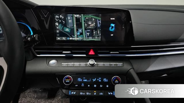 Hyundai The New Avante (CN7) 2025 Белый из Кореи, фото 3