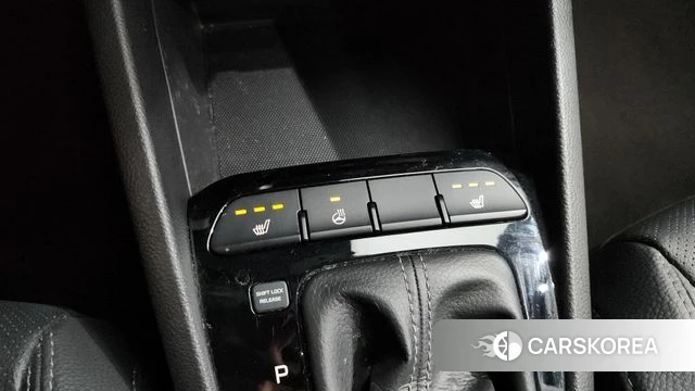 Kia Stonic 2019 Белый из Кореи, фото 3