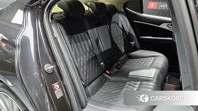 Genesis G70 2018 Черный из Кореи, фото 3