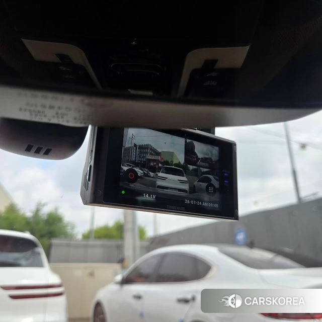 Porsche Panamera (971) 2023 Серебристо-серый из Кореи, фото 3