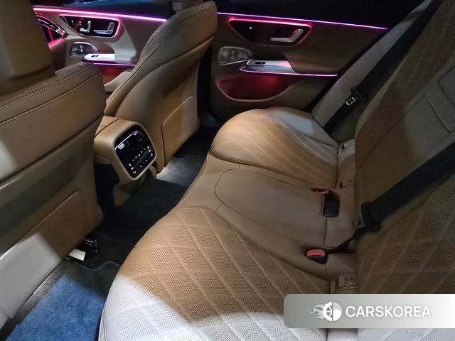 Mercedes-Benz E-Class W214 2025 Белый из Кореи, фото 3