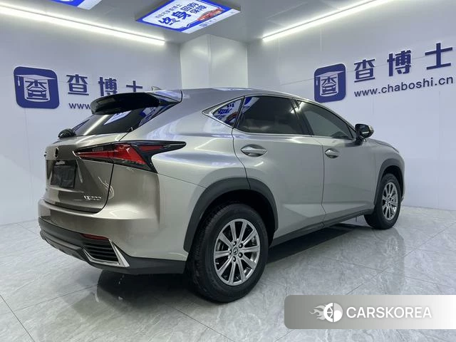 Lexus NX 2021 Темно-серый из Китая, фото 3