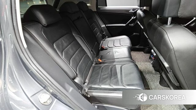 Volkswagen Tiguan second Generation 2020 Серый из Кореи, фото 3