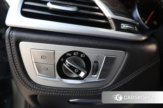 BMW 7 Series (G11) 2018 Серый из Кореи, фото 3