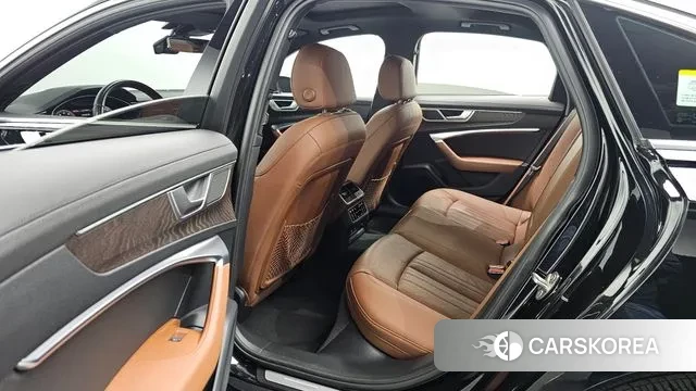 Audi A6 (C8) 2021 Черный из Кореи, фото 3