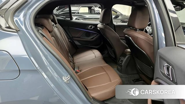 BMW 1 Series (F40) 2021 Небесно-голубой из Кореи, фото 3