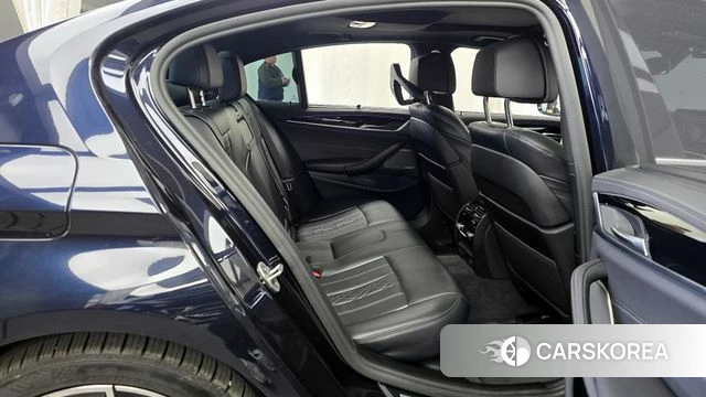 BMW 5 Series (G30) 2022 Черный из Кореи, фото 3