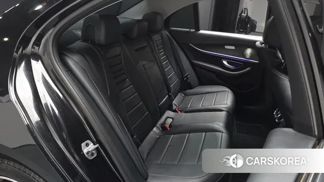 Mercedes-Benz E-Class W213 2019 Черный из Кореи, фото 3