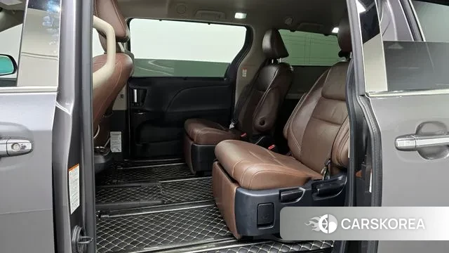 Toyota Sienna 2020 Серый из Кореи, фото 3