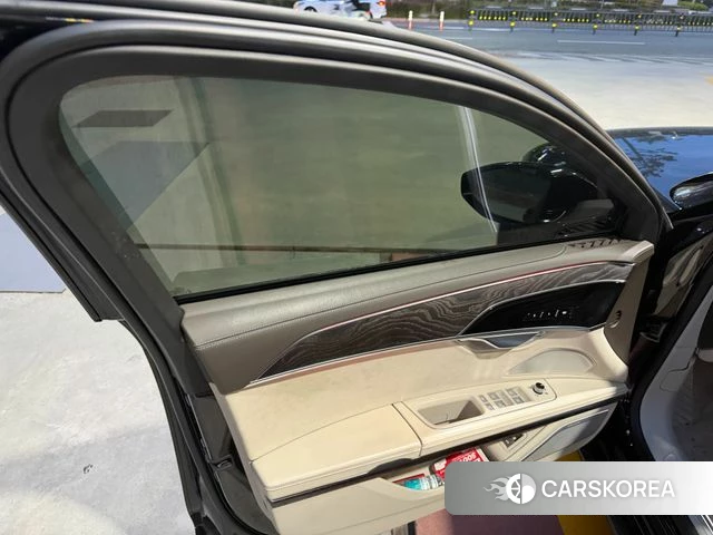 Audi A8 (D5) 2018 Черный из Кореи, фото 3