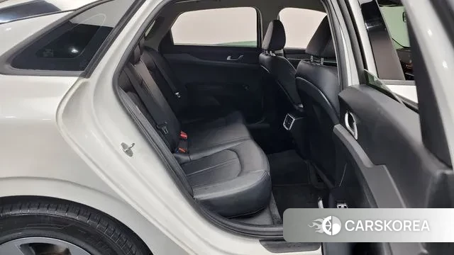 Kia The New K5 3rd generation 2024 Белый из Кореи, фото 3