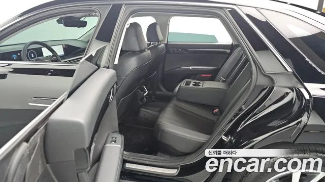 Hyundai Grandeur Hybrid (GN7) 2023 Черный из Кореи, фото 3