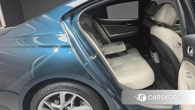 Genesis The New G70 2023 Синий из Кореи, фото 3