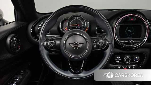 Mini Cooper Clubman 2018 Черный из Кореи, фото 3