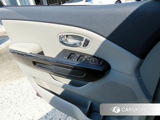 Kia The New Carnival 2018 Черный из Кореи, фото 3
